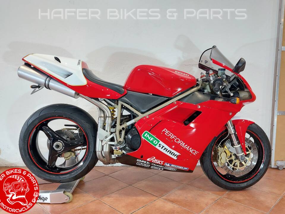 Obraz 3/38 pojazdu Ducati 916 (1998)