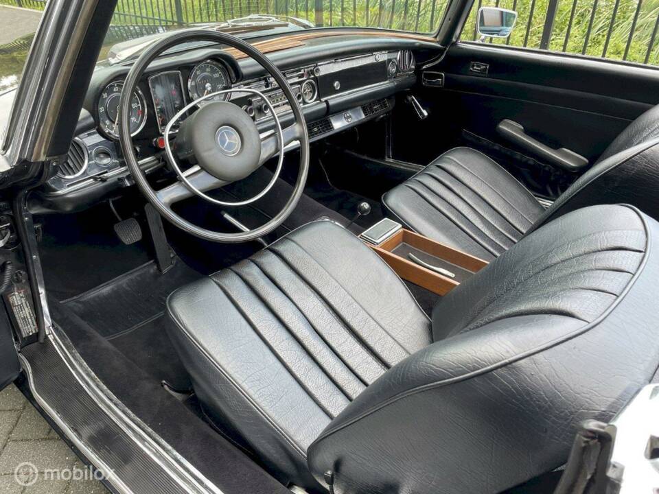 Image 10/10 of Mercedes-Benz 280 SL (1968)