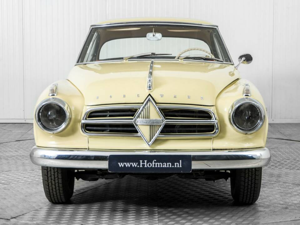 Image 14/50 of Borgward Isabella Coupe (1958)