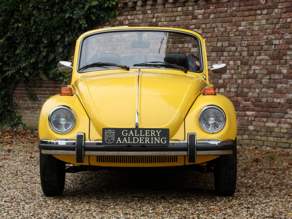 Image 35/50 de Volkswagen Beetle 1303 (1975)