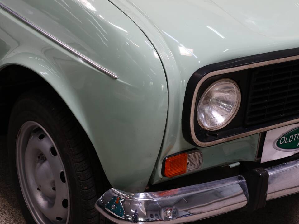 Image 9/33 de Renault R 4 TL (1981)