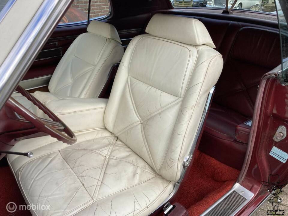 Image 7/50 of Lincoln Continental Mark III Hardtop Coupé (1971)