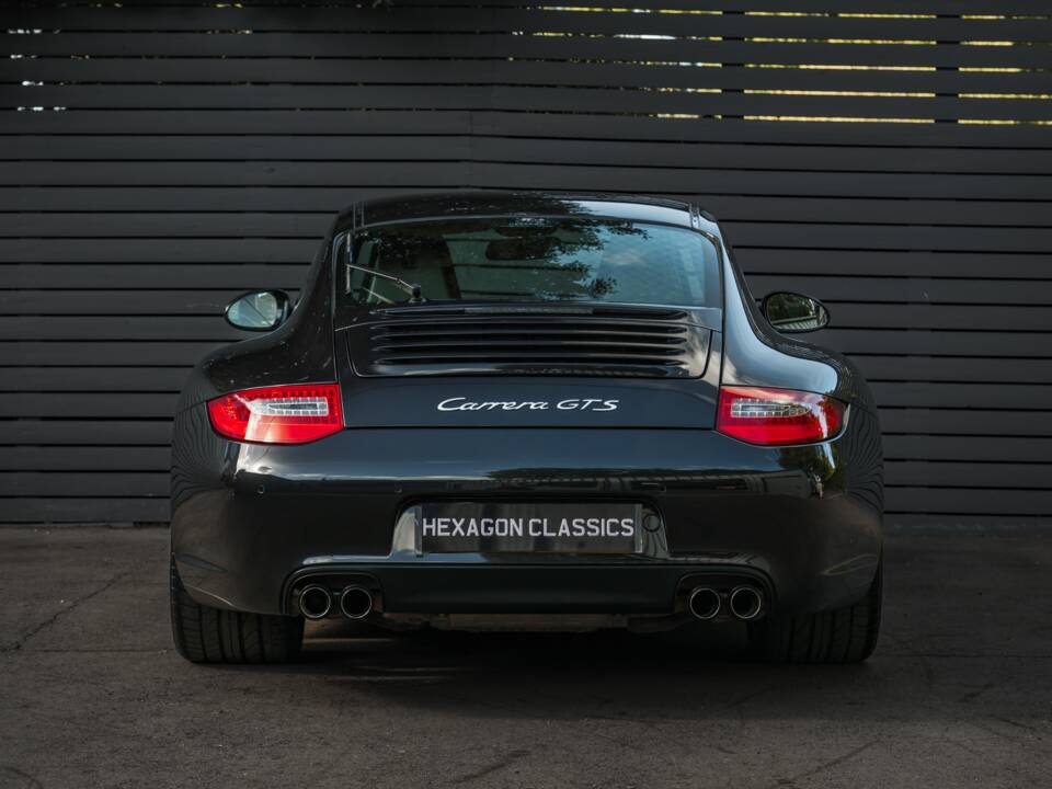 Image 24/50 de Porsche 911 Carrera GTS (2011)