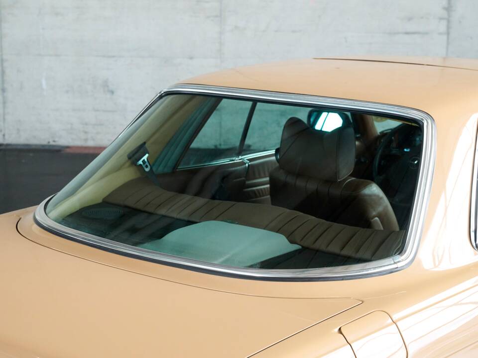 Bild 20/50 von Mercedes-Benz 450 SLC (1977)
