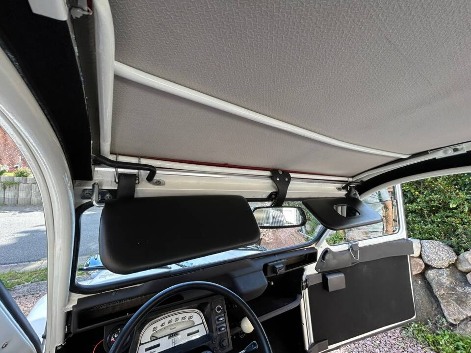 Bild 8/9 von Citroën 2 CV 6 (1990)