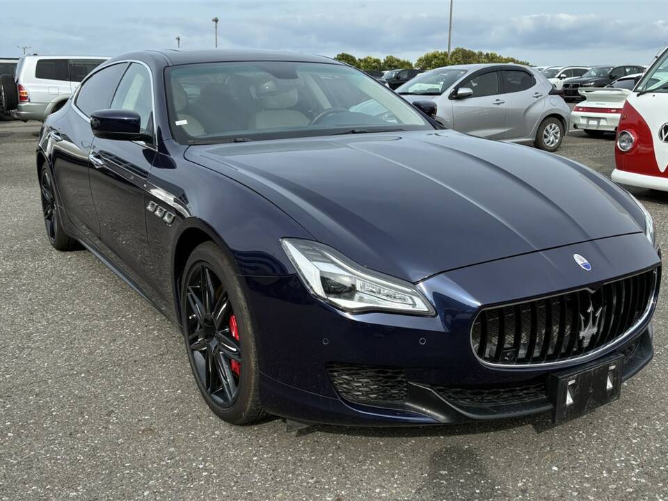 Image 2/53 of Maserati Quattroporte GTS (2013)