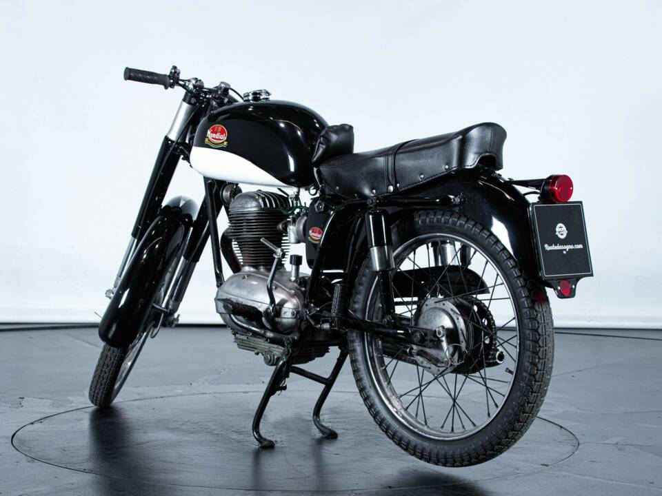 Image 8/50 of Mondial 125 (1961)