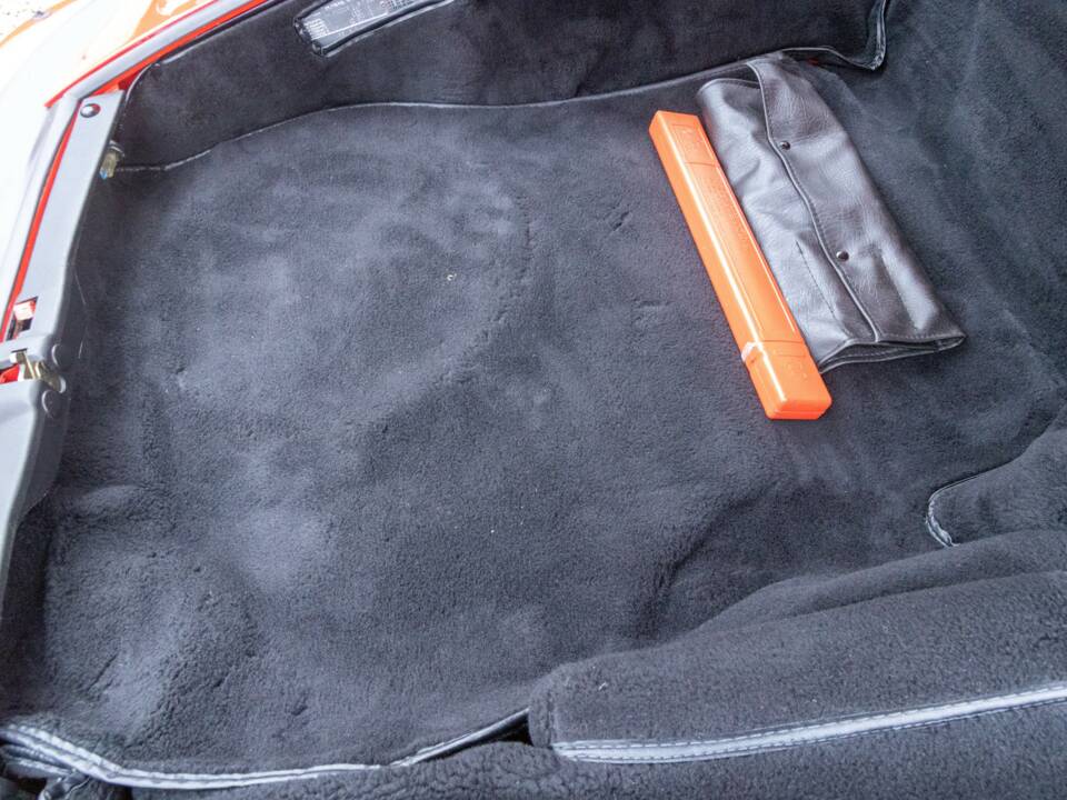 Bild 19/50 von Porsche 911 Carrera 3.2 (1988)