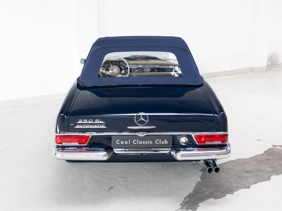 Image 8/40 de Mercedes-Benz 250 SL (1967)