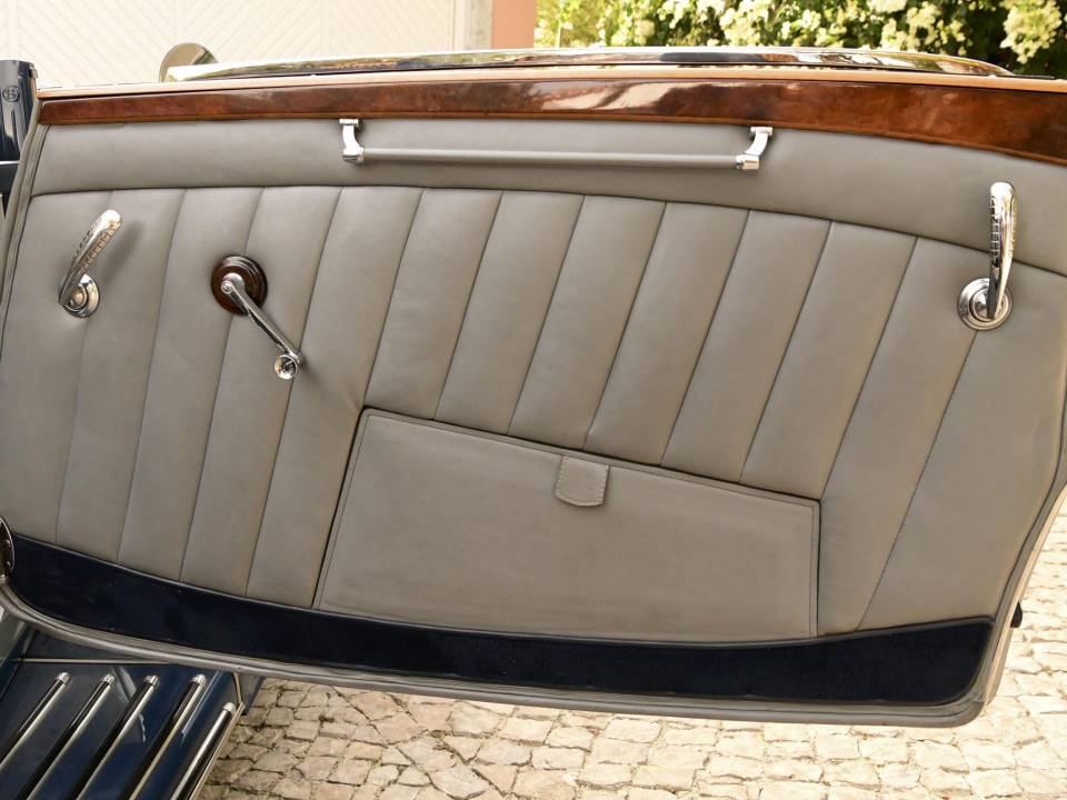 Image 34/50 de Mercedes-Benz 500 K Cabriolet C (1935)