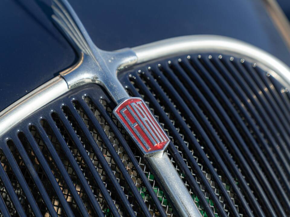 Image 20/50 de FIAT 500 B Topolino (1948)