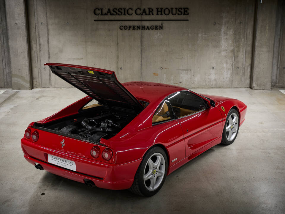 Image 19/99 of Ferrari F 355 Berlinetta (1997)