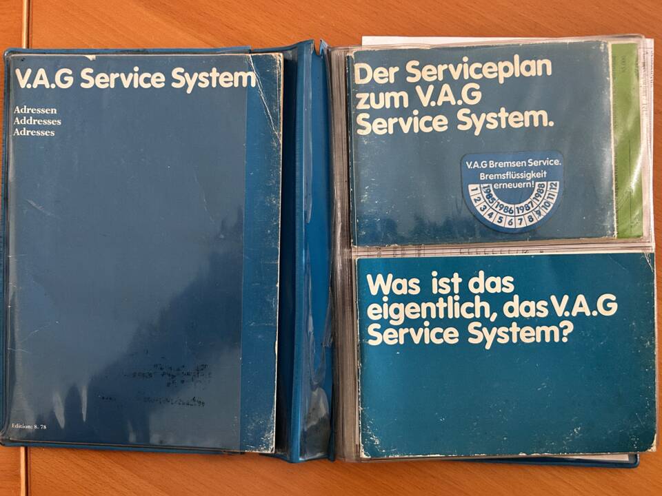 Bild 35/47 von Volkswagen Käfer 1303 LS (1979)