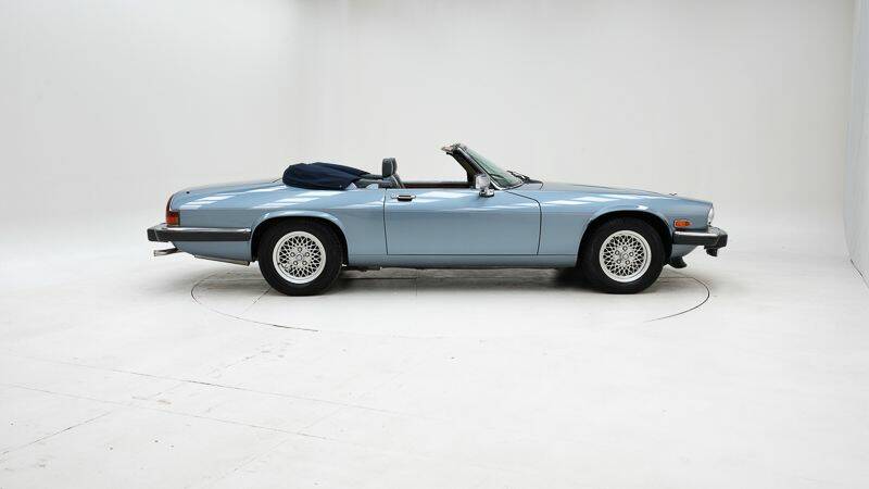 Image 6/15 of Jaguar XJS 5.3 V12 (1990)