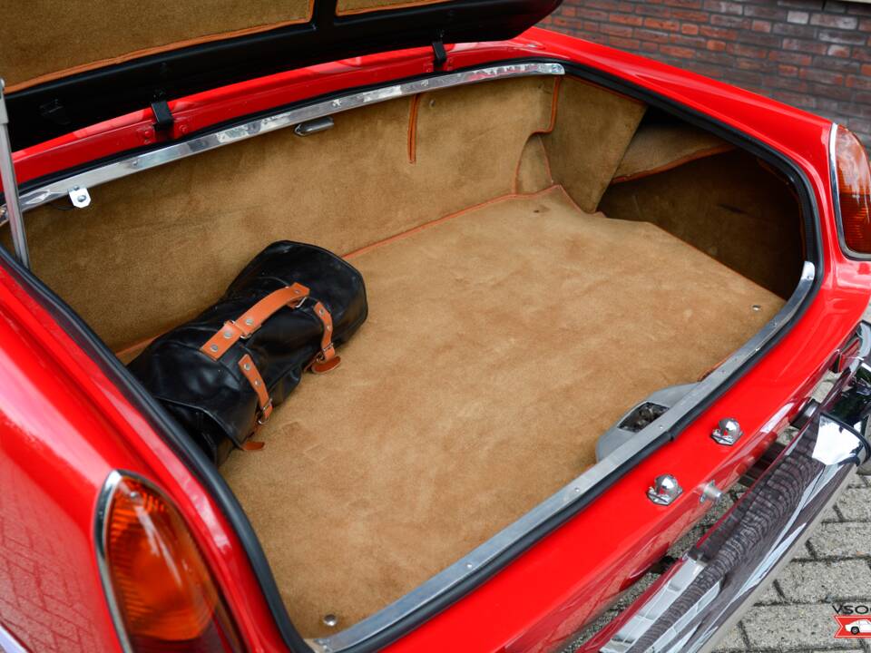 Image 33/38 of Ferrari 250 GT Cabriolet Pininfarina (1961)