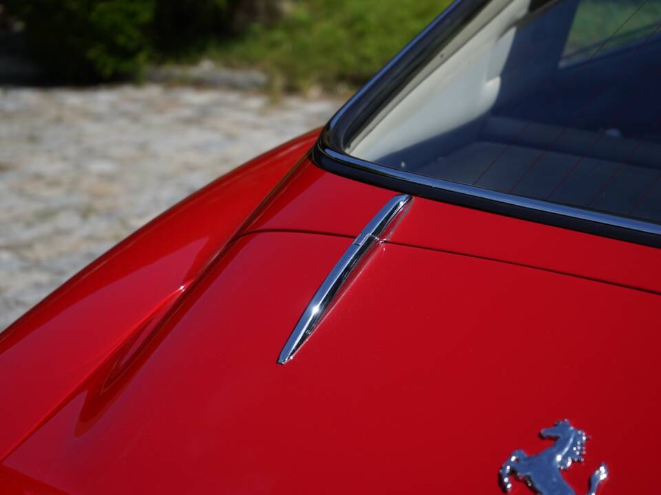 Image 31/36 of Ferrari 275 GTB&#x2F;4 (1968)