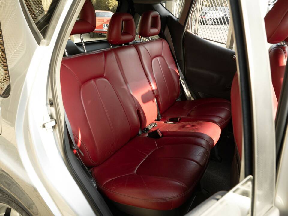 Image 26/41 of Mercedes-Benz A 160 "F1 Häkkinen Edition" (1999)