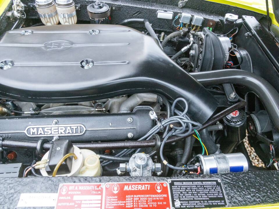 Image 17/50 of Maserati Ghibli (1970)