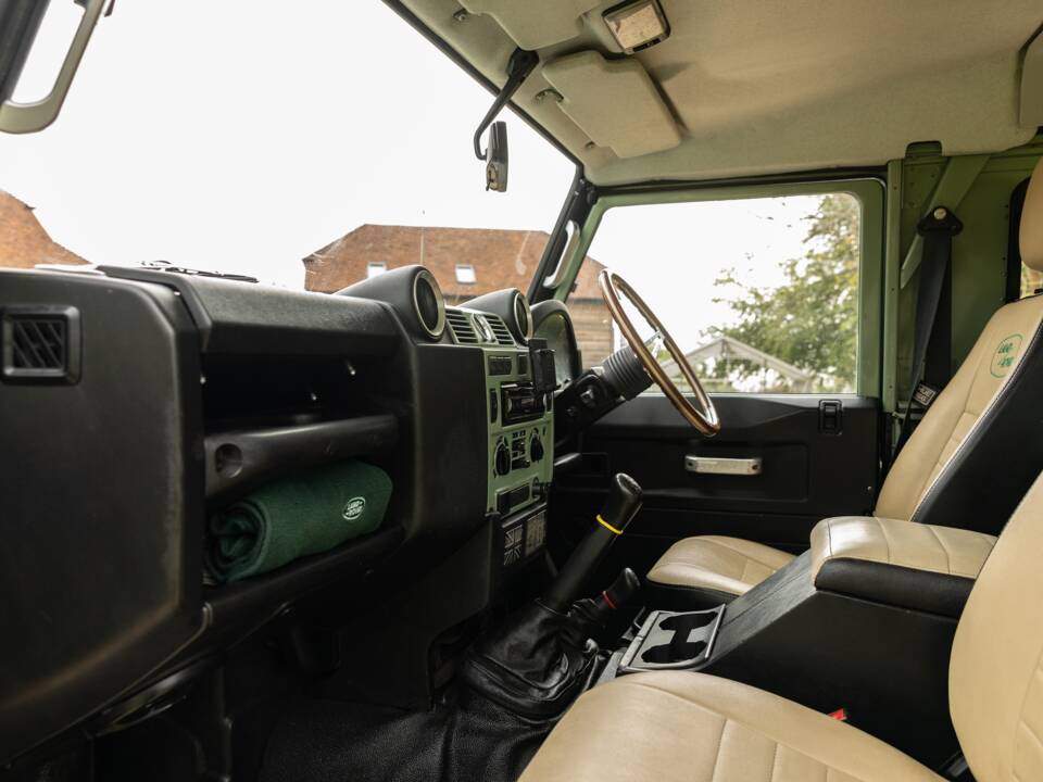 Afbeelding 29/44 van Land Rover Defender 90 (2008)
