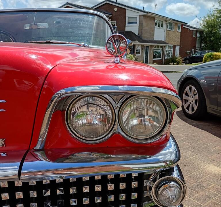 Afbeelding 9/52 van Buick Special Riviera Coupé (1958)