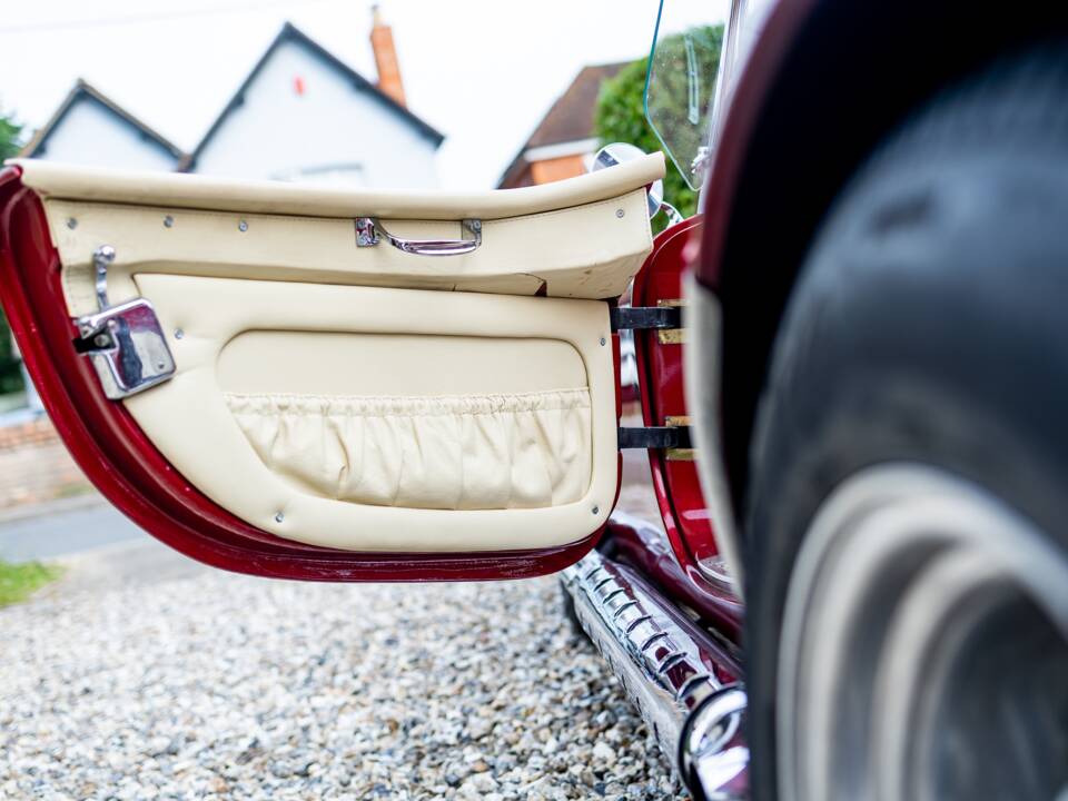 Bild 45/50 von Dax Cobra (1976)