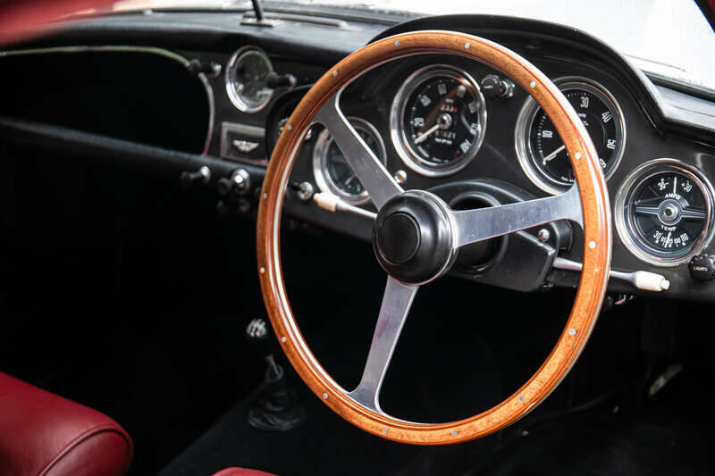 Image 43/50 of Aston Martin DB 2&#x2F;4 Mk III (1958)