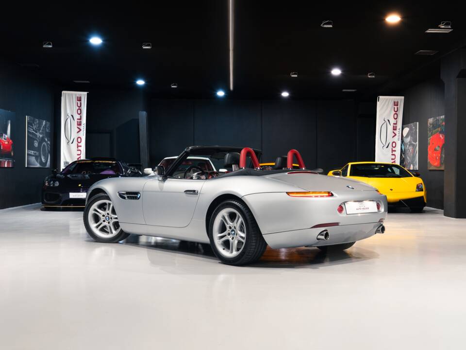 Image 7/41 of BMW Z8 (2002)