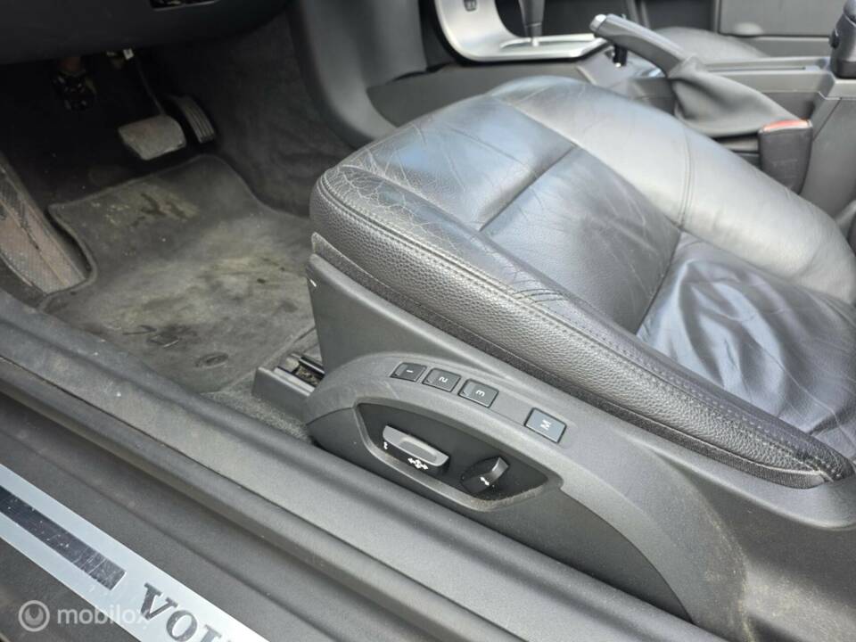 Image 25/38 de Volvo C70 2.4 (2006)