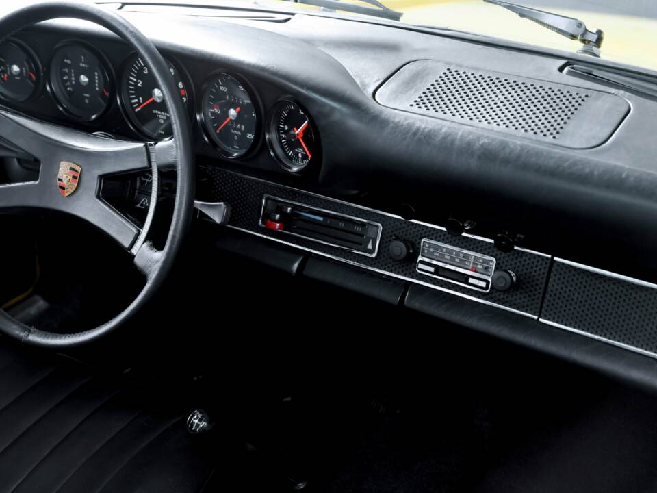Bild 37/50 von Porsche 911 2.4 T (1971)