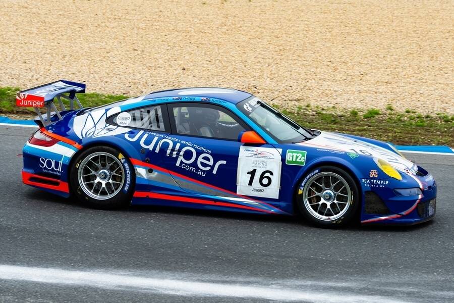 Immagine 3/45 di Porsche 911 GT3 RSR (2007)