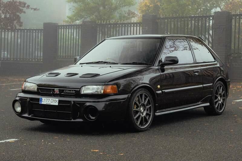 Image 11/50 of Mazda 323 GT-R (1994)
