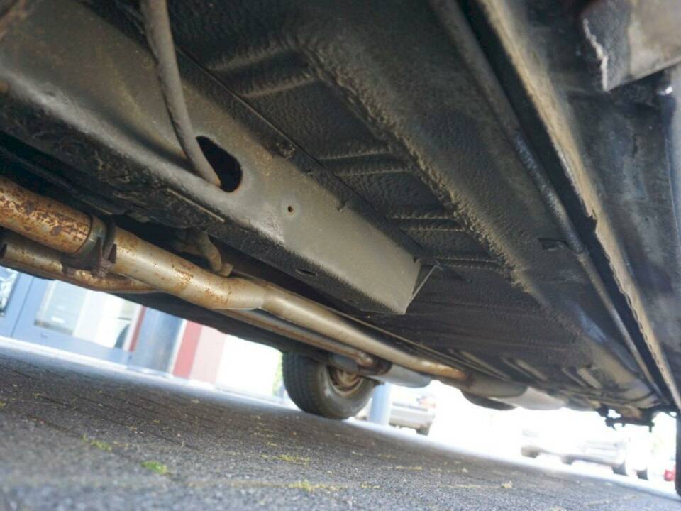 Image 18/23 of Ford Mustang Grande 351 (1971)