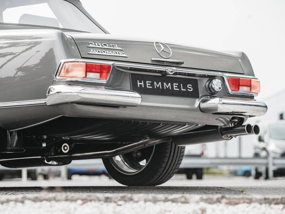 Image 12/12 of Mercedes-Benz 280 SL (1968)