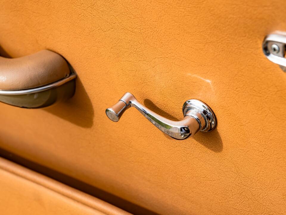 Bild 46/100 von Jaguar XK 150 DHC (1959)