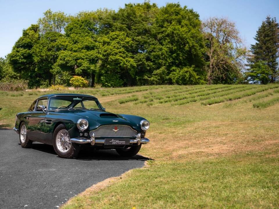 Afbeelding 75/76 van Aston Martin DB 4 (1961)
