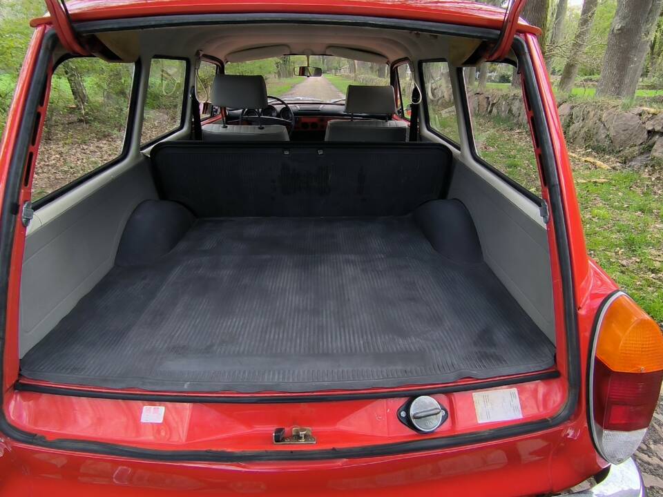 Image 20/53 of Volkswagen 1600 Variant (1972)
