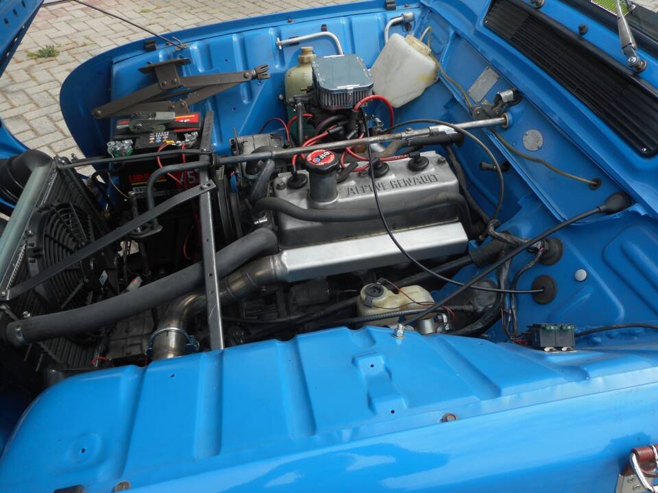 Image 23/98 de Renault R 4 TL (1984)