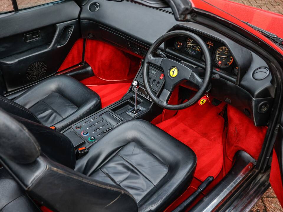 Image 4/42 of Ferrari Mondial T (1990)