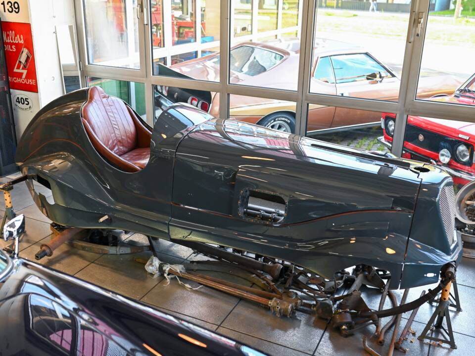 Immagine 27/60 di Riley 2 1/2 Special (1937)