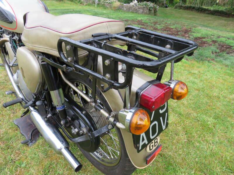 Image 42/43 of BSA A 10 Golden Flash (1960)