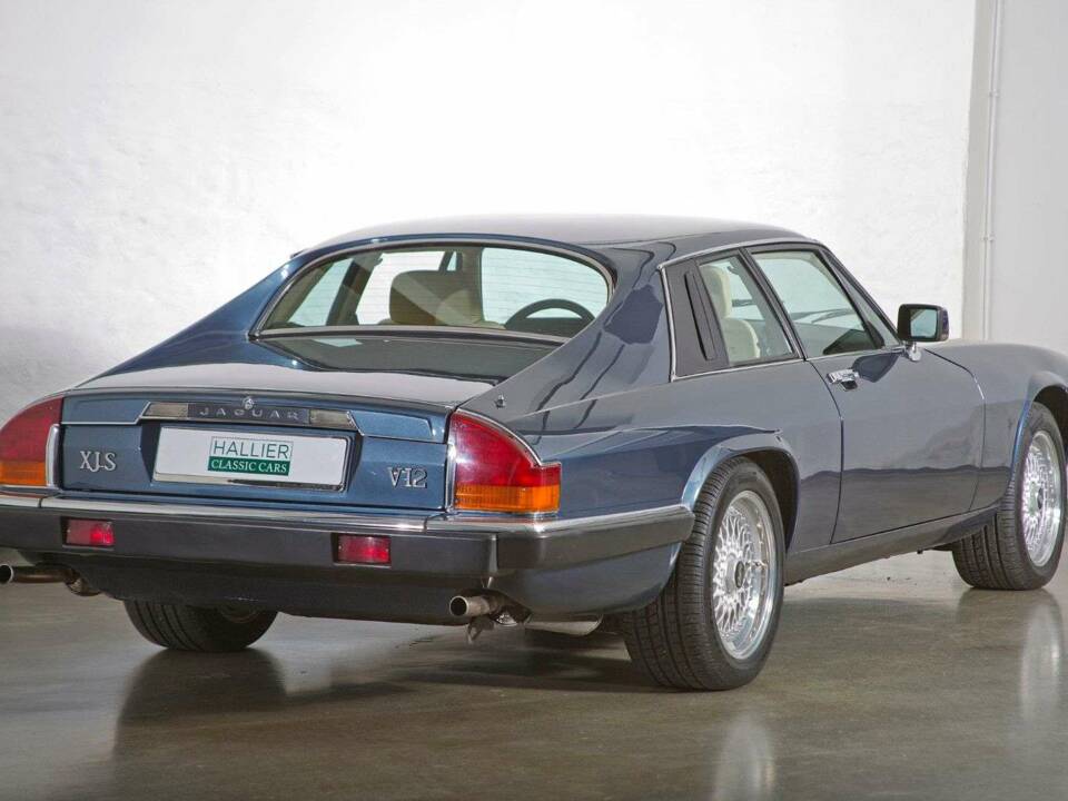 Afbeelding 8/20 van Jaguar XJ-S Series 1 (1989)