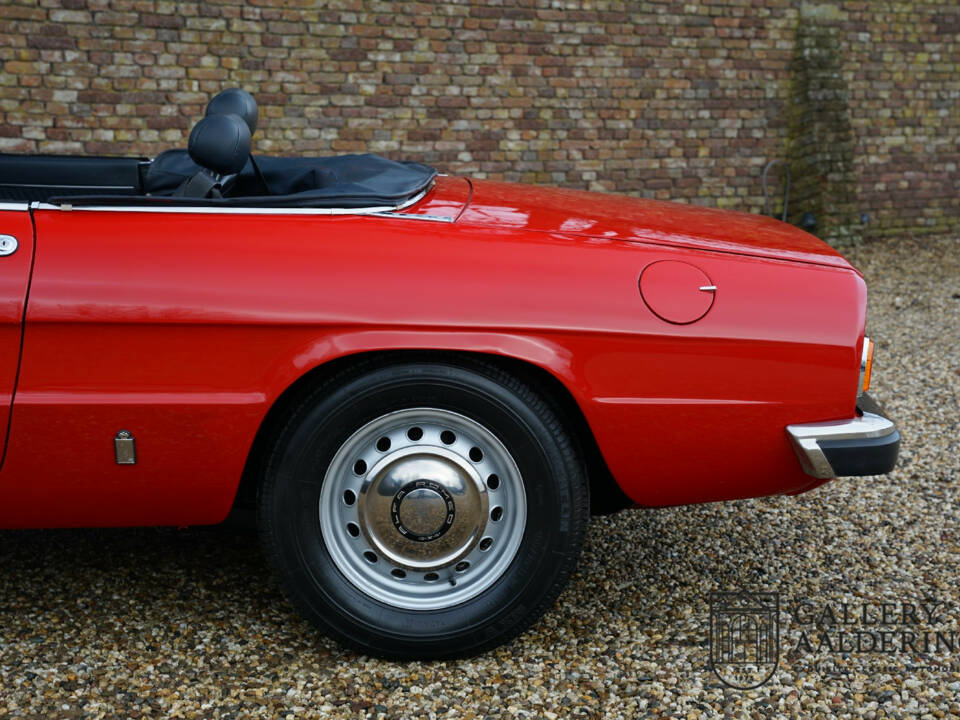 Imagen 11/50 de Alfa Romeo 2000 Spider Veloce (1982)