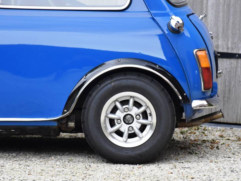 Bild 22/41 von Mini 1275 GT (1977)