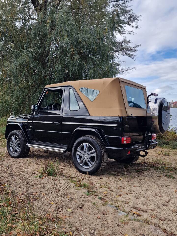 Immagine 3/92 di Mercedes-Benz G 500 Final Edition 200 (2013)