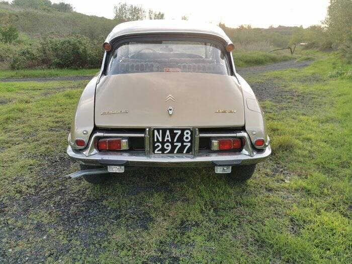 Image 6/7 of Citroën DS 21 Pallas (1972)