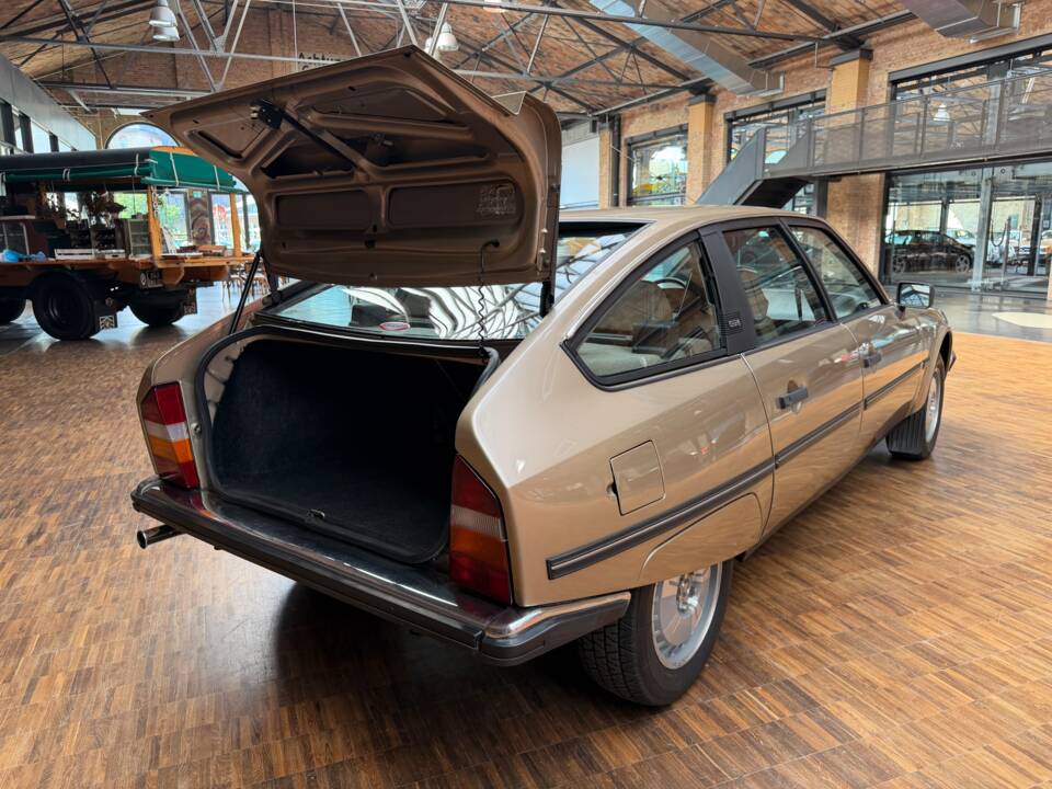 Immagine 31/43 di Citroën CX 2400 GTi (1982)