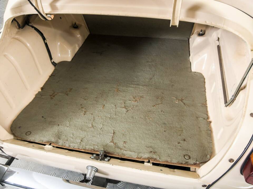 Image 42/50 de Saab 96 V4 (1971)