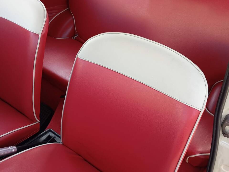 Image 48/50 of FIAT 500 F (1970)