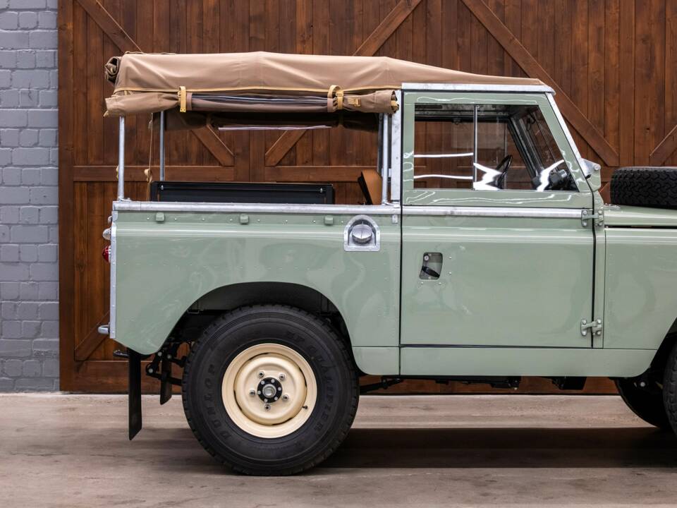 Immagine 13/48 di Land Rover 88 (1963)