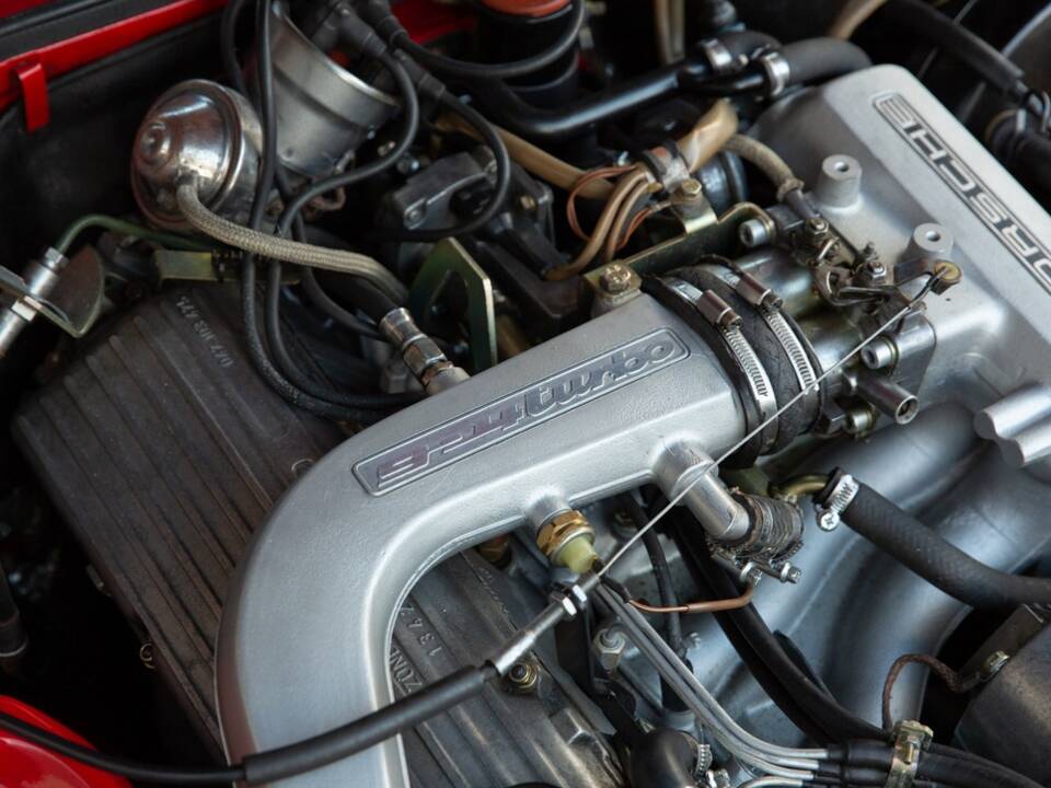 Image 22/50 of Porsche 924 Turbo (1980)